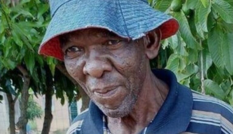 Umkhulu (73) wagcina ukubonakala emngcwabeni wangabe esabuyela ekhaya